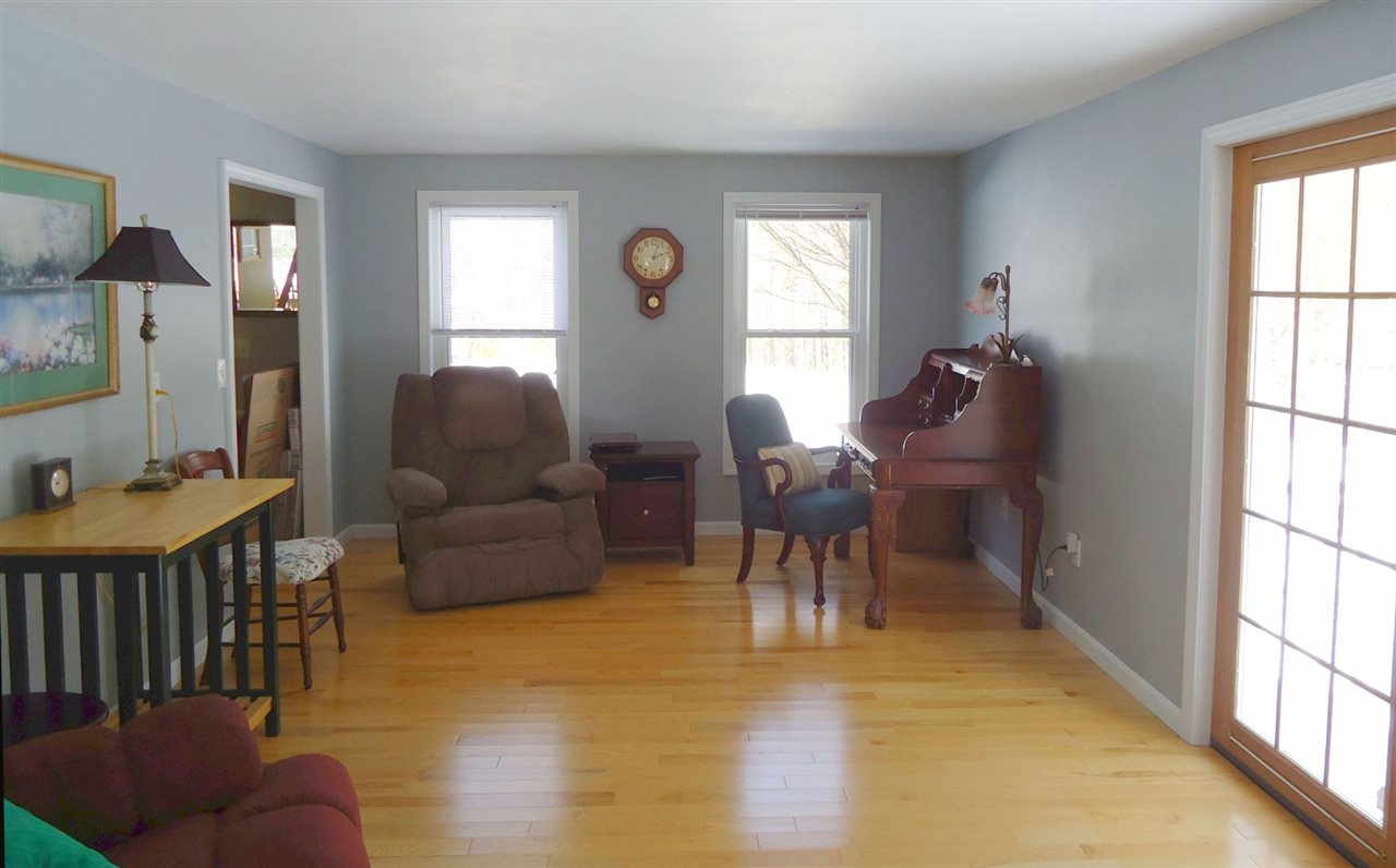 11 Four Winds Road Merrimack, NH 03054 - Photo 10 of 36