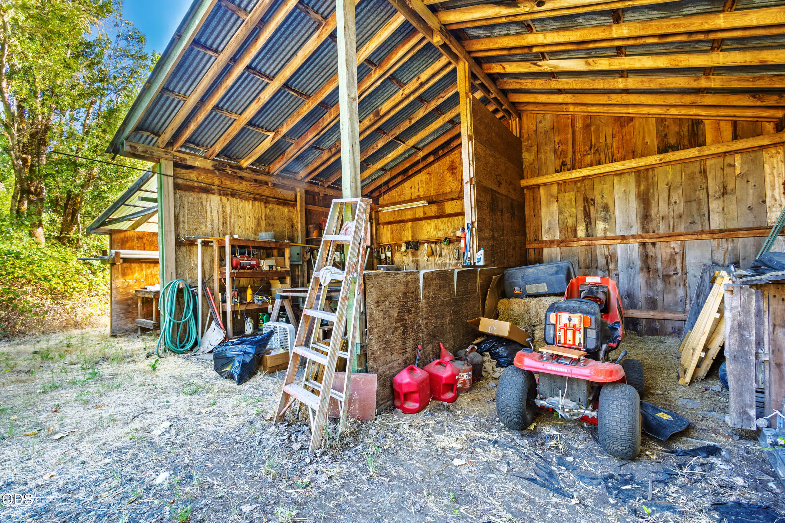 2211 Dick George Road Cave Junction, OR 97523 - Photo 41 of 60