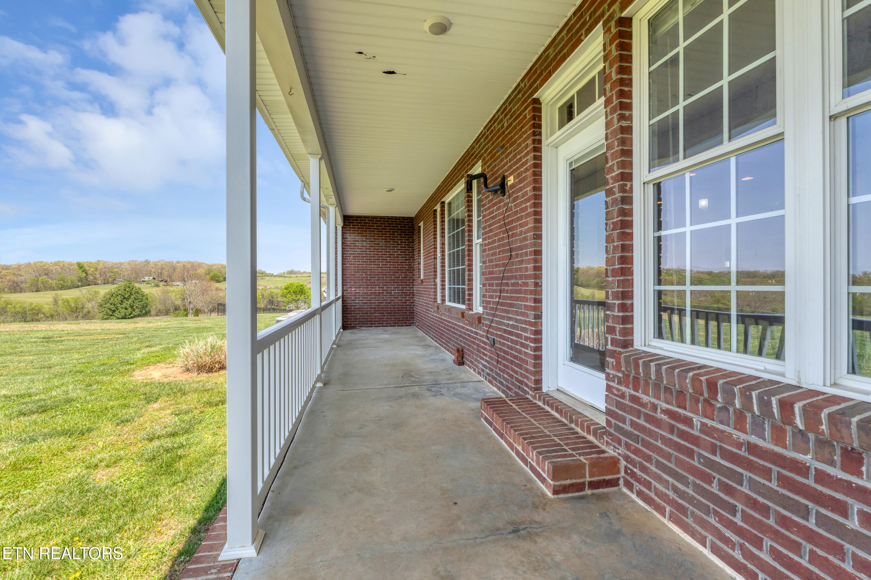 765 Longview Drive Greenback, TN 37742 - Photo 11 of 60 DSC09478