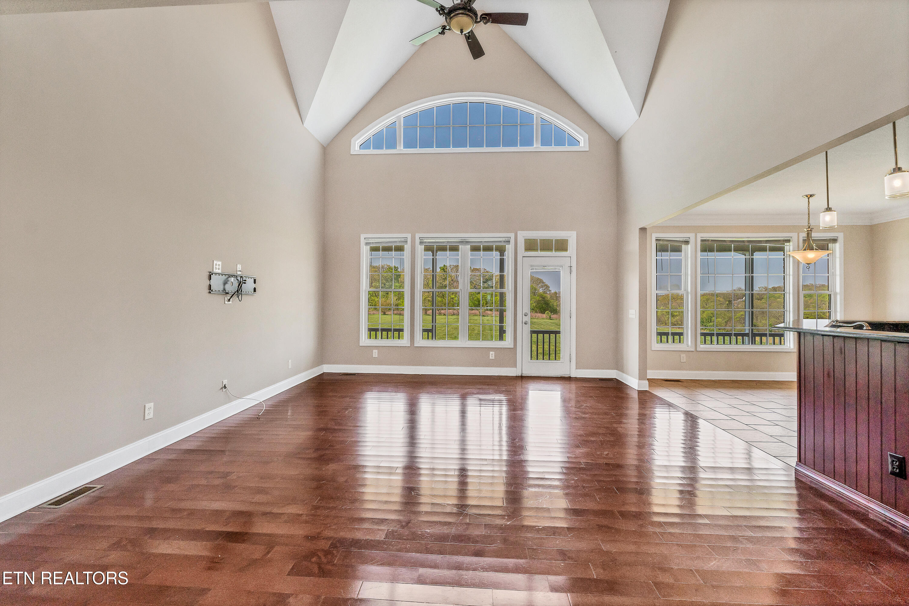 765 Longview Drive Greenback, TN 37742 - Photo 23 of 60 DSC09397