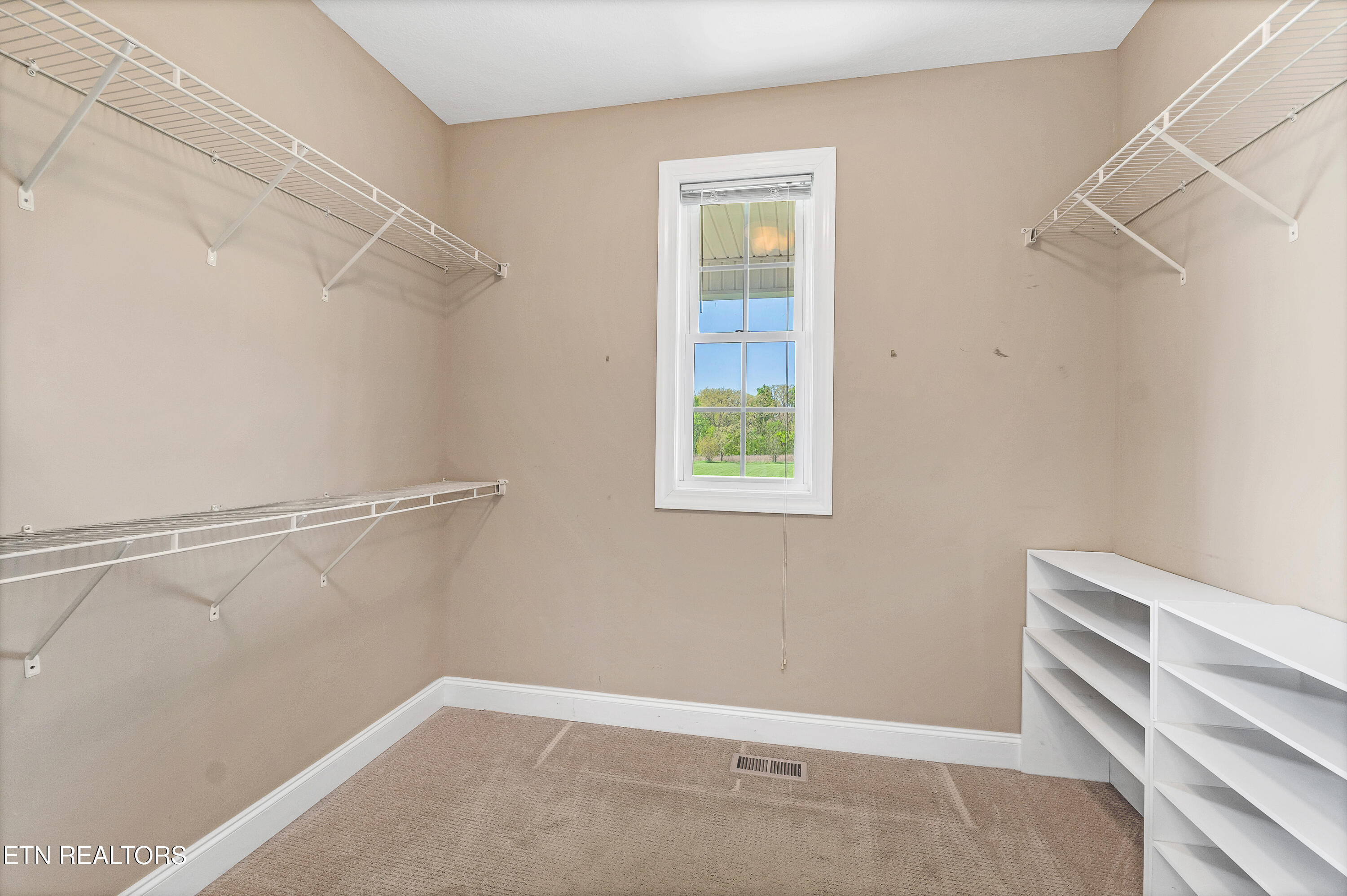 765 Longview Drive Greenback, TN 37742 - Photo 42 of 60 DSC09432
