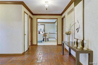 1635 Trotting Trail Road Chesterfield, MO 63005 - Photo 6 of 41 Gallery Image 6