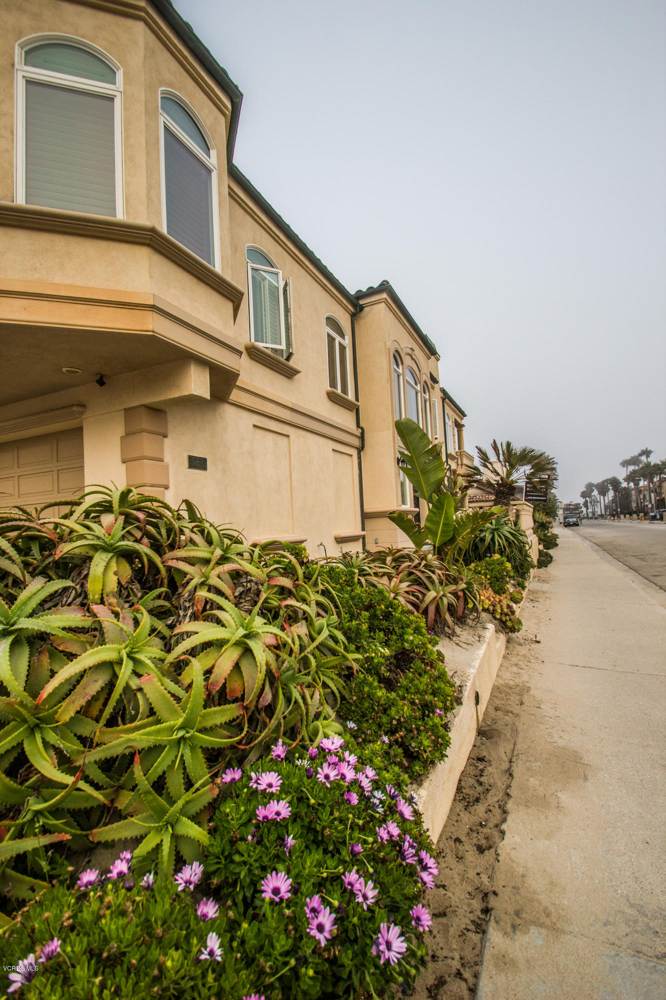 5350 Seabreeze Way Oxnard, CA 93035 - Photo 4 of 61 155