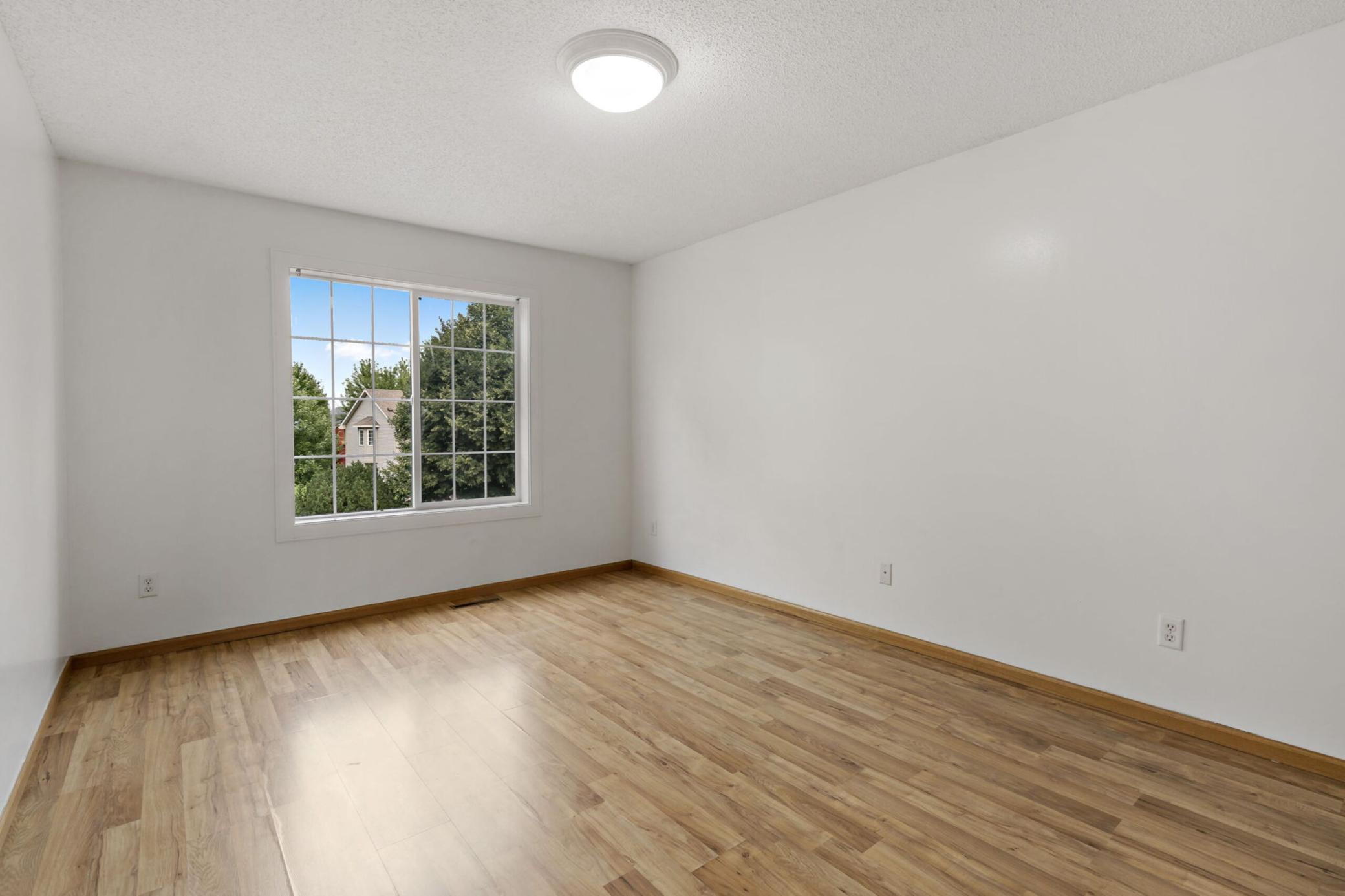 813 Alysheba Road Shakopee, MN 55379 - Photo 19 of 28 Gallery Image 19