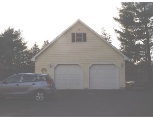128 Timberidge Road Ludlow, MA 01056 - Photo 4 of 21 Gallery Image 4