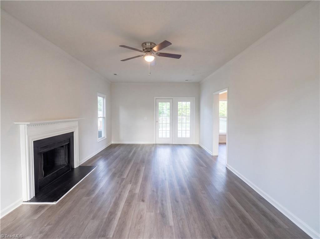 8988 Stamford Club Court Rural Hall, NC 27045 - Photo 4 of 22
