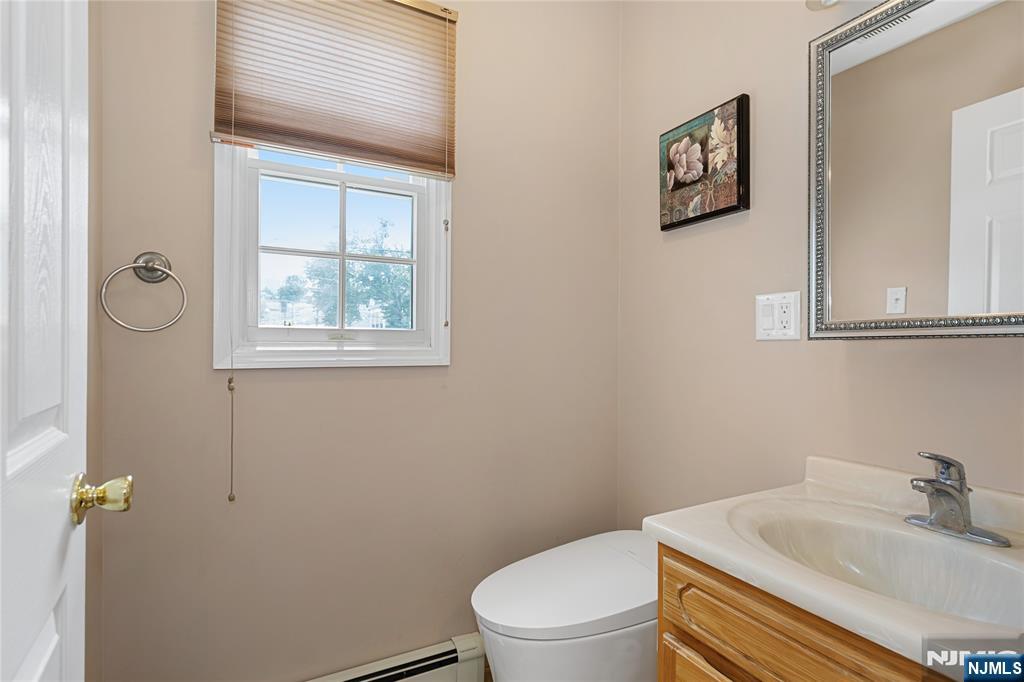 45 Prospect Street Garfield, NJ 07026 - Photo 5 of 25