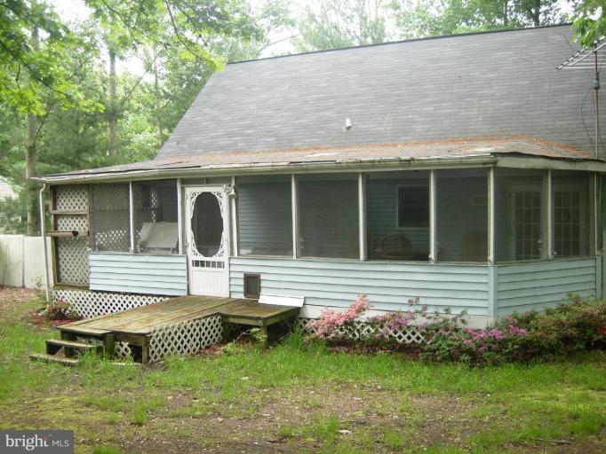 975 Shady Beach Road Elkton, MD 21921 - Photo 4 of 11 Porch