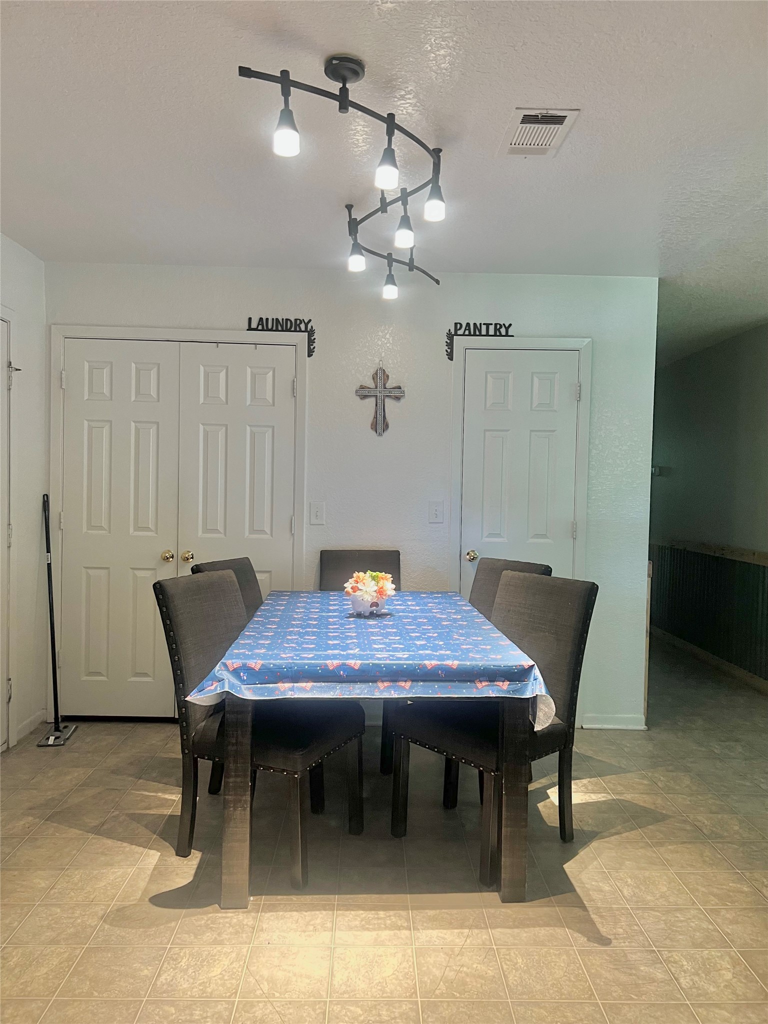 708 East 6th Street Sweeny, TX 77480 - Photo 7 of 14