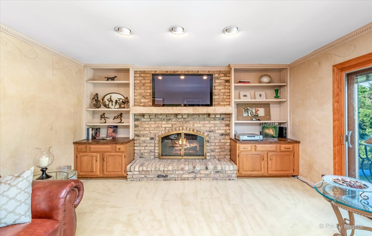18 Aintree Road St. Charles, IL 60174 - Photo 17 of 52