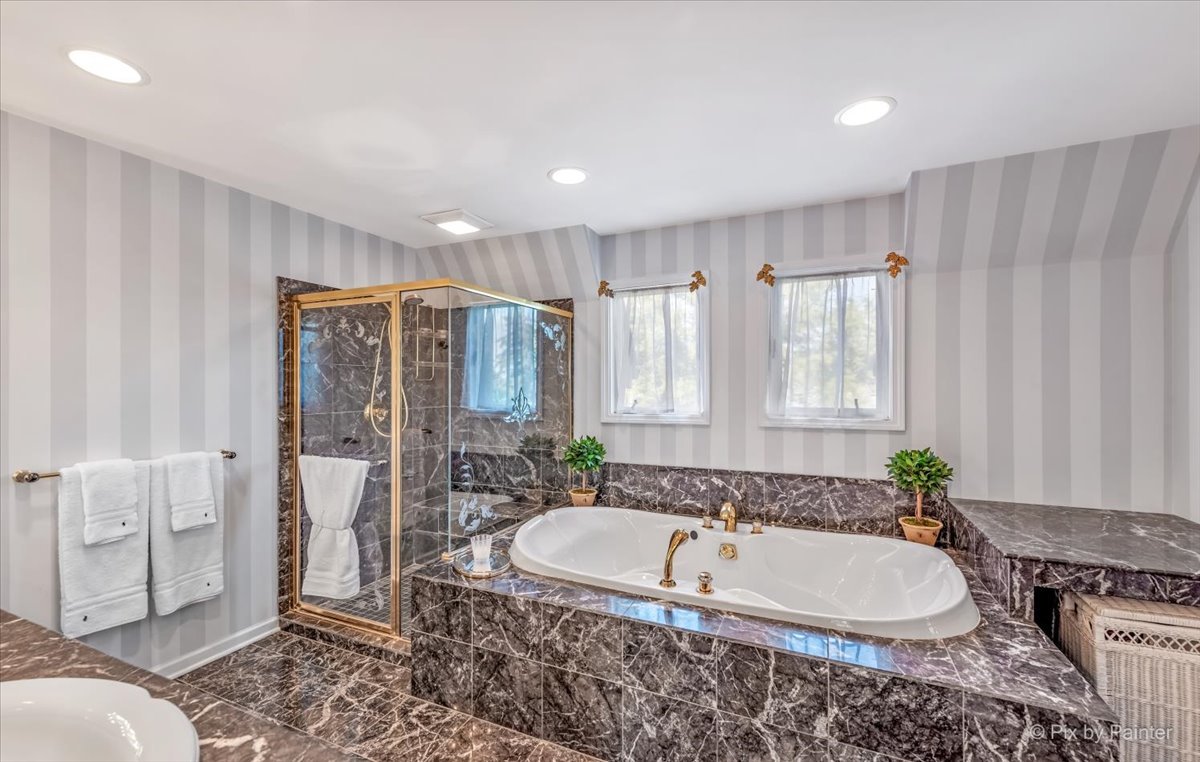 18 Aintree Road St. Charles, IL 60174 - Photo 25 of 52