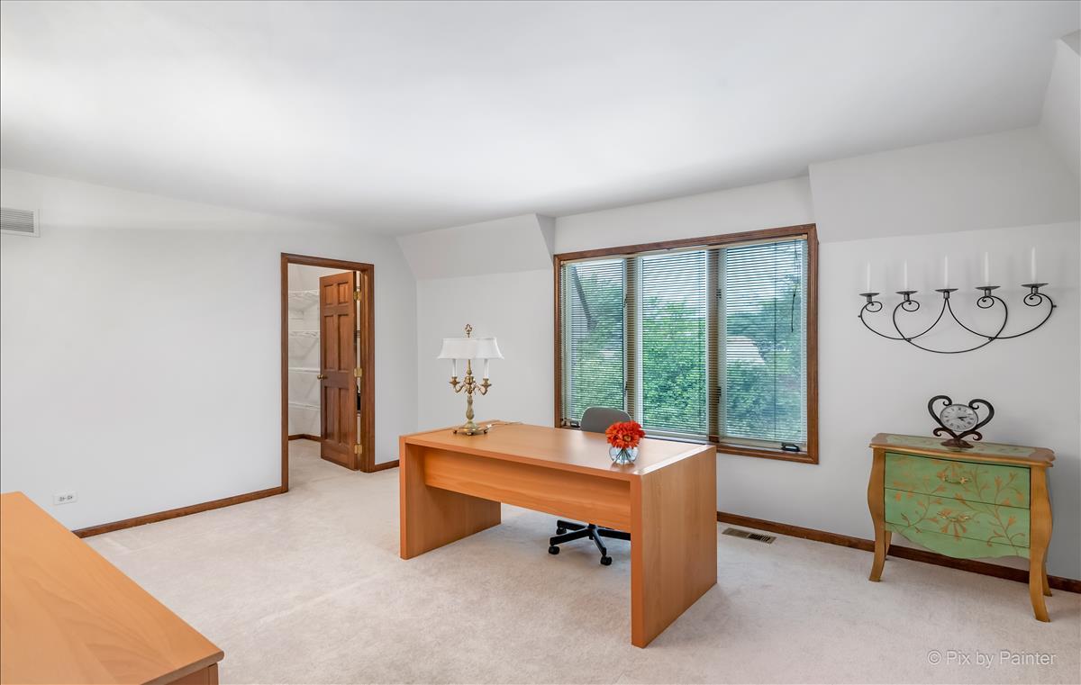 18 Aintree Road St. Charles, IL 60174 - Photo 30 of 52