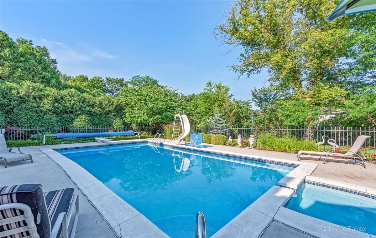 18 Aintree Road St. Charles, IL 60174 - Photo 41 of 52