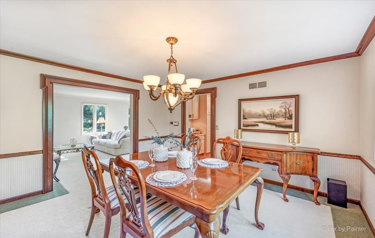 18 Aintree Road St. Charles, IL 60174 - Photo 7 of 52