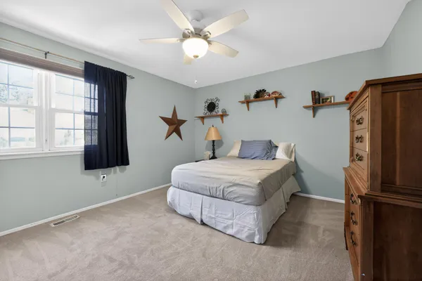 $775,000 | 5 Summit Valley Lane, Oreland, PA 19075