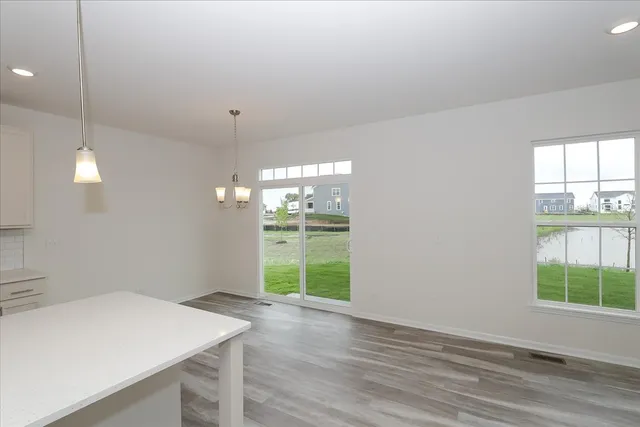 $715,880 | 860 Preston Lane, Oswego, IL 60543