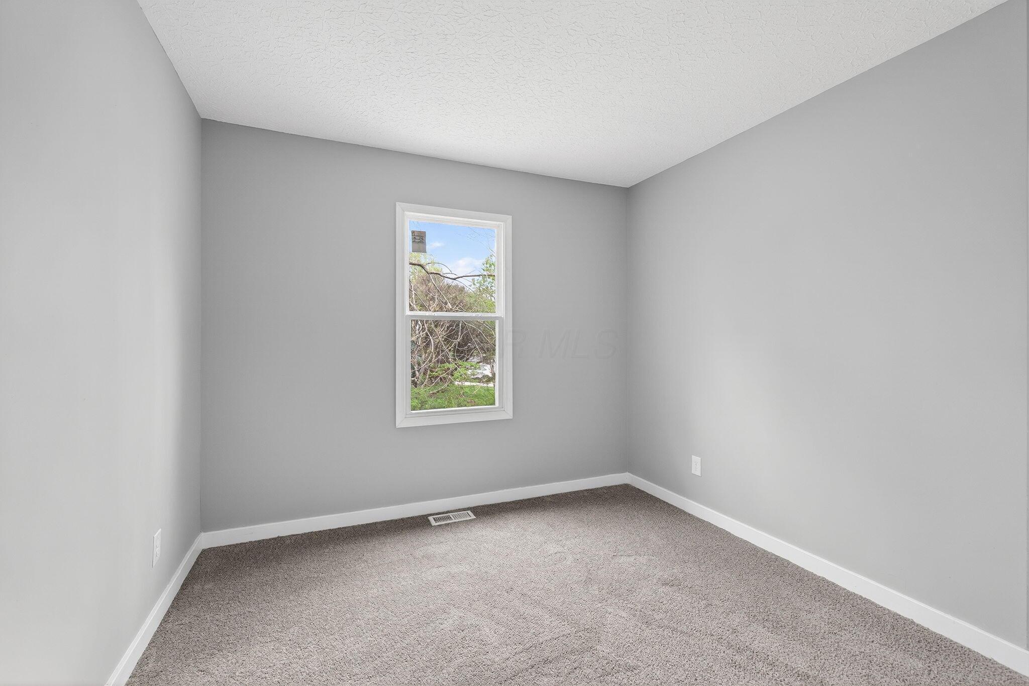 392 Rutherford Avenue Delaware, OH 43015 - Photo 42 of 62 392 Rutherford Ave (Interior)-35