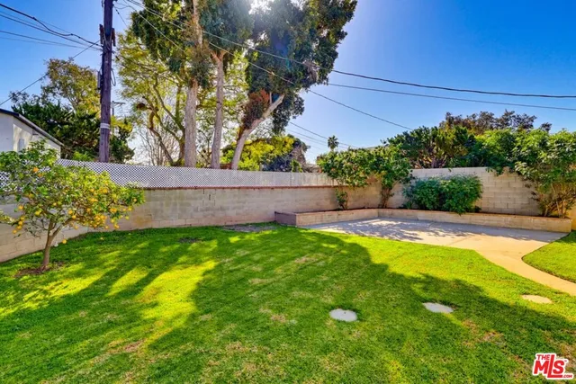 $1,750,000 | 7024 Kentwood Avenue, Los Angeles, CA 90045