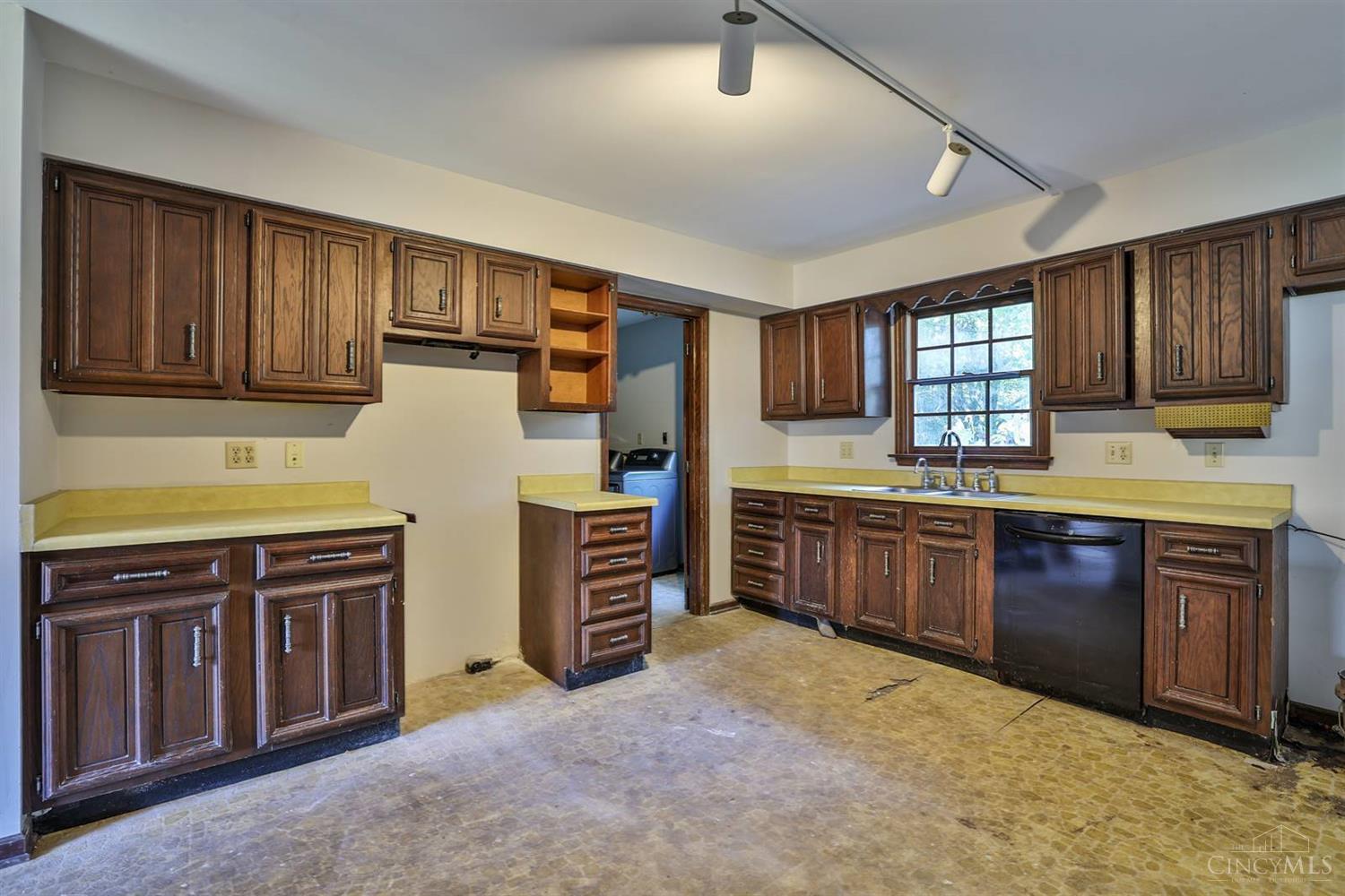 5965 Todhunter Road Monroe, OH 45044 - Photo 15 of 39 Gallery Image 15