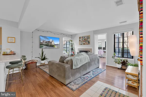 $2,000 | 6011 D Curtier Drive, Unit D, Alexandria, VA 22310