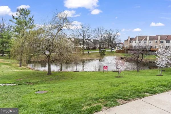 $2,000 | 6011 D Curtier Drive, Unit D, Alexandria, VA 22310