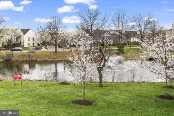 $2,000 | 6011 D Curtier Drive, Unit D, Alexandria, VA 22310