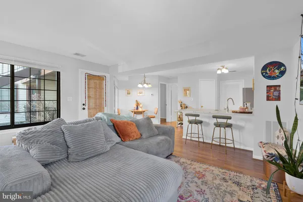 $2,000 | 6011 D Curtier Drive, Unit D, Alexandria, VA 22310