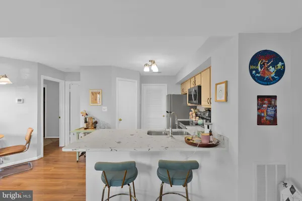 $2,000 | 6011 D Curtier Drive, Unit D, Alexandria, VA 22310