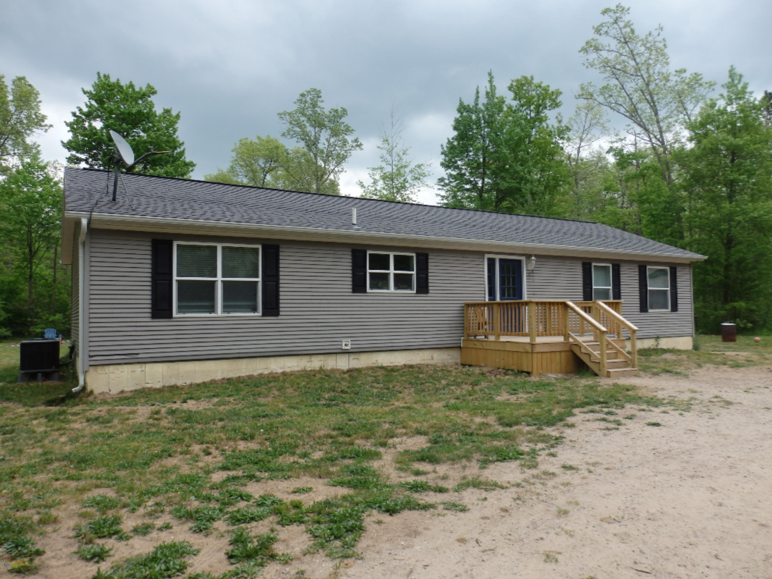 1143 Laverne Road Wellston, MI 49689 - Photo 1 of 21 Front