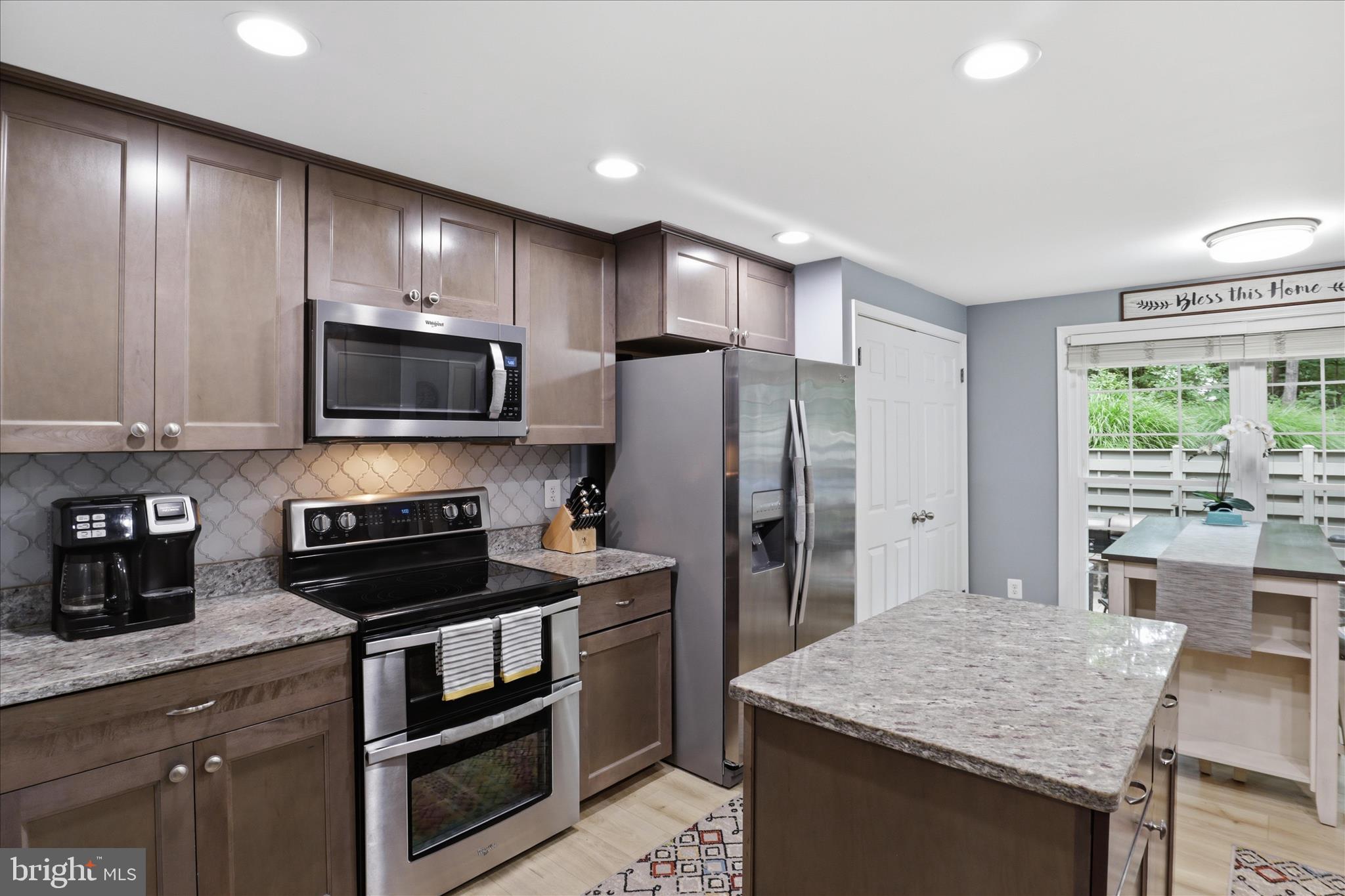 11757 Arbor Glen Way Reston, VA 20194 - Photo 14 of 60