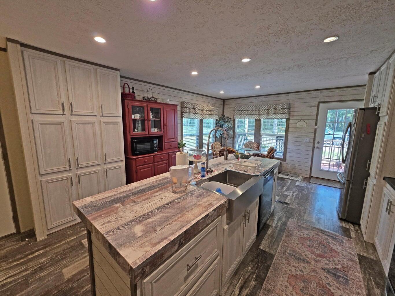 73 Brighthop Road Trenton, SC 29847 - Photo 8 of 21 20250829230311853759000000-o