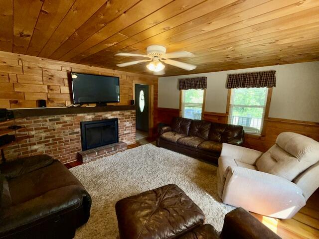 334 Town Farm Road Oakland, ME 04963 - Photo 10 of 23 IMG_5812