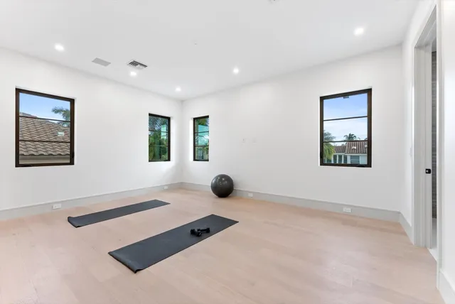 $7,150,000 | 963 Dogwood Drive, Delray Beach, FL 33483