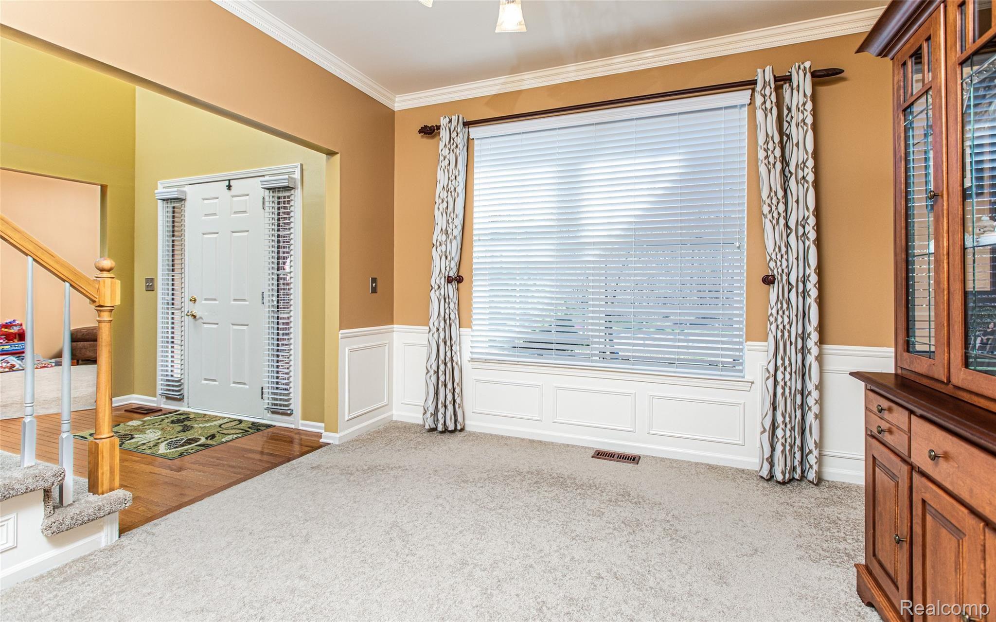 761 Woodfield Way Rochester, MI 48307 - Photo 14 of 30 14 - Dining Room.jpg