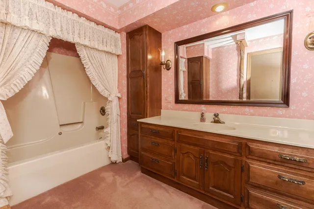 $319,900 | 104 Boulder Drive, Gridley, IL 61744