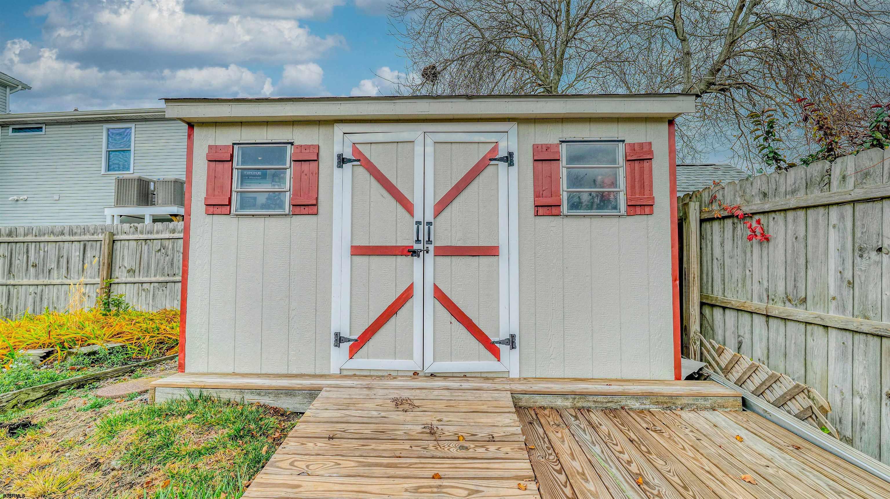 715 Lafayette Boulevard Brigantine, NJ 08203 - Photo 27 of 31 a view of front door of house