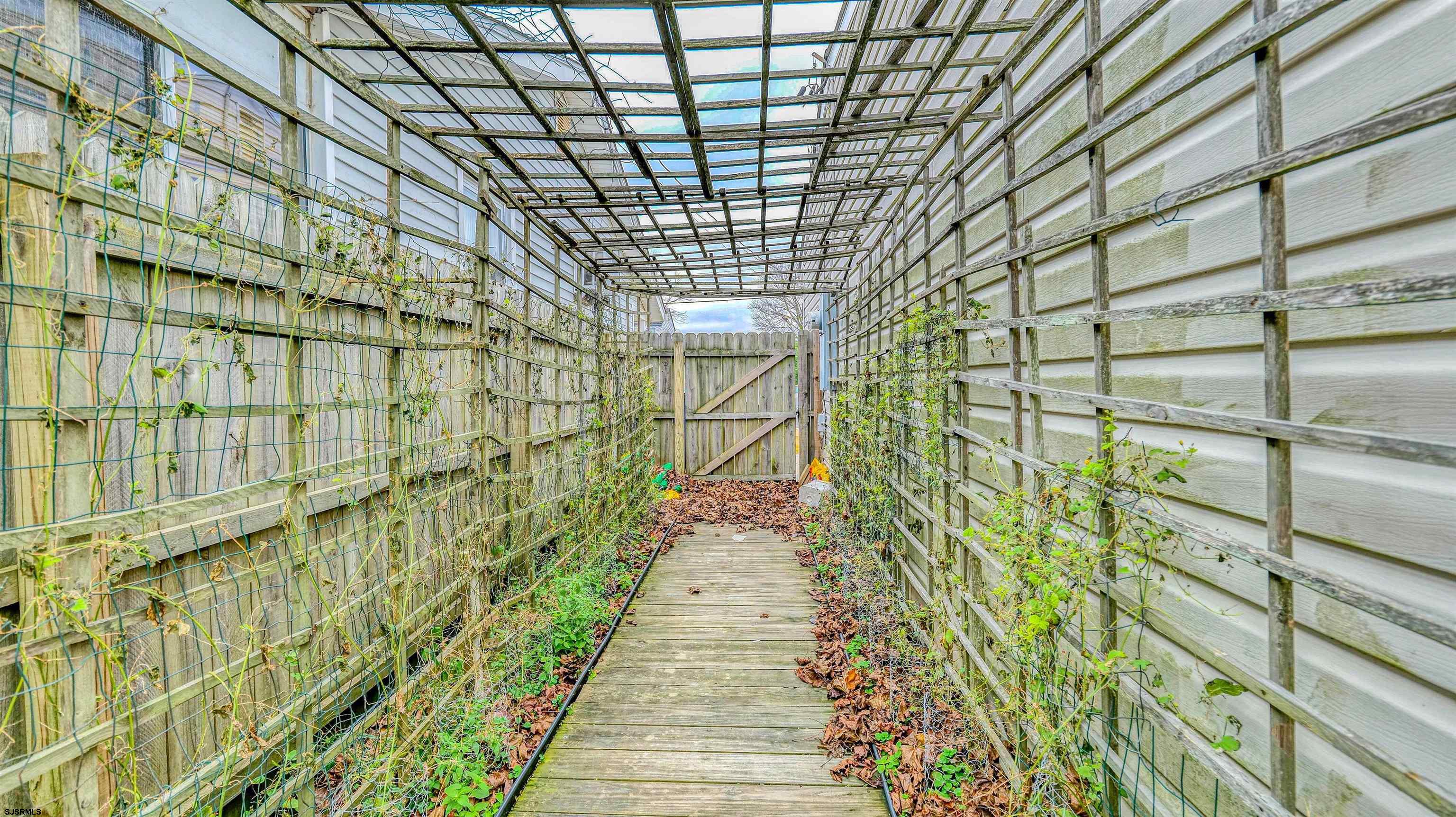 715 Lafayette Boulevard Brigantine, NJ 08203 - Photo 29 of 31 a pathway with a pathway