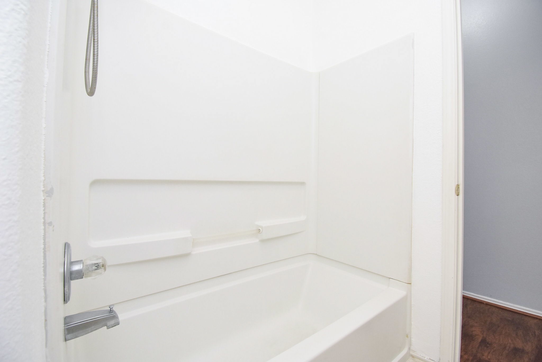 8502 Parapet Place Rosharon, TX 77583 - Photo 26 of 34 a close up of a bathtub