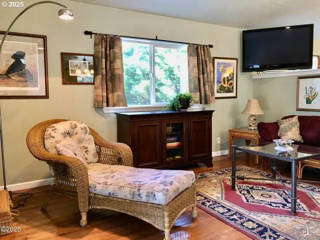 $699,000 | 3512 Highway 101, Yachats, OR 97498