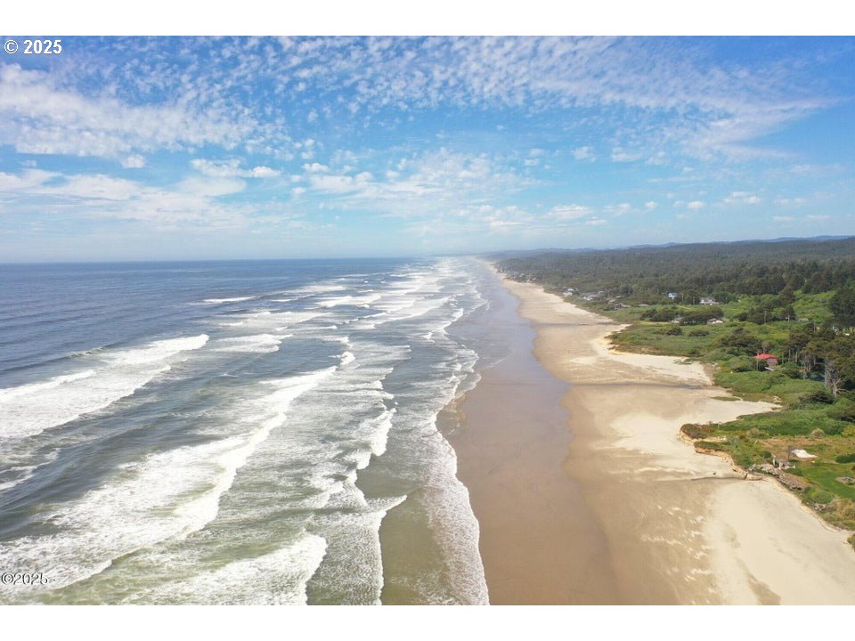3512 Highway 101 Yachats, OR 97498 - Photo 35 of 39 a view of ocean view with beach