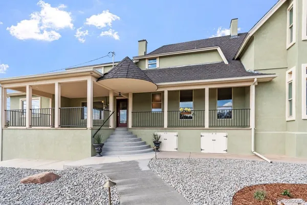 $889,900 | 708 West 18th Street, Pueblo, CO 81003