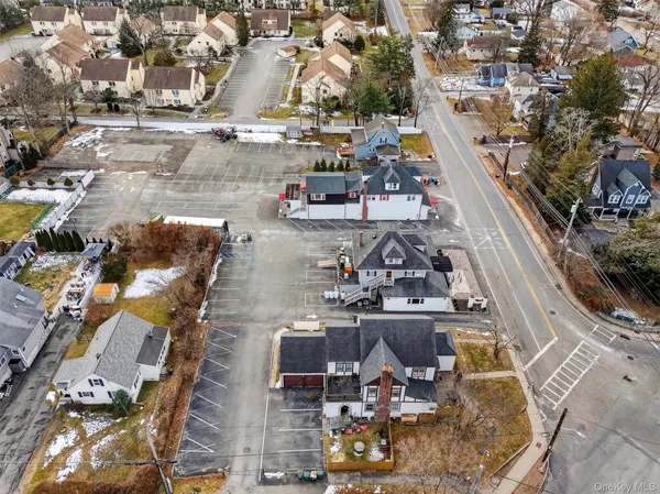 $1,149,000 | 2002 East Main Street, Mohegan Lake, NY 10547