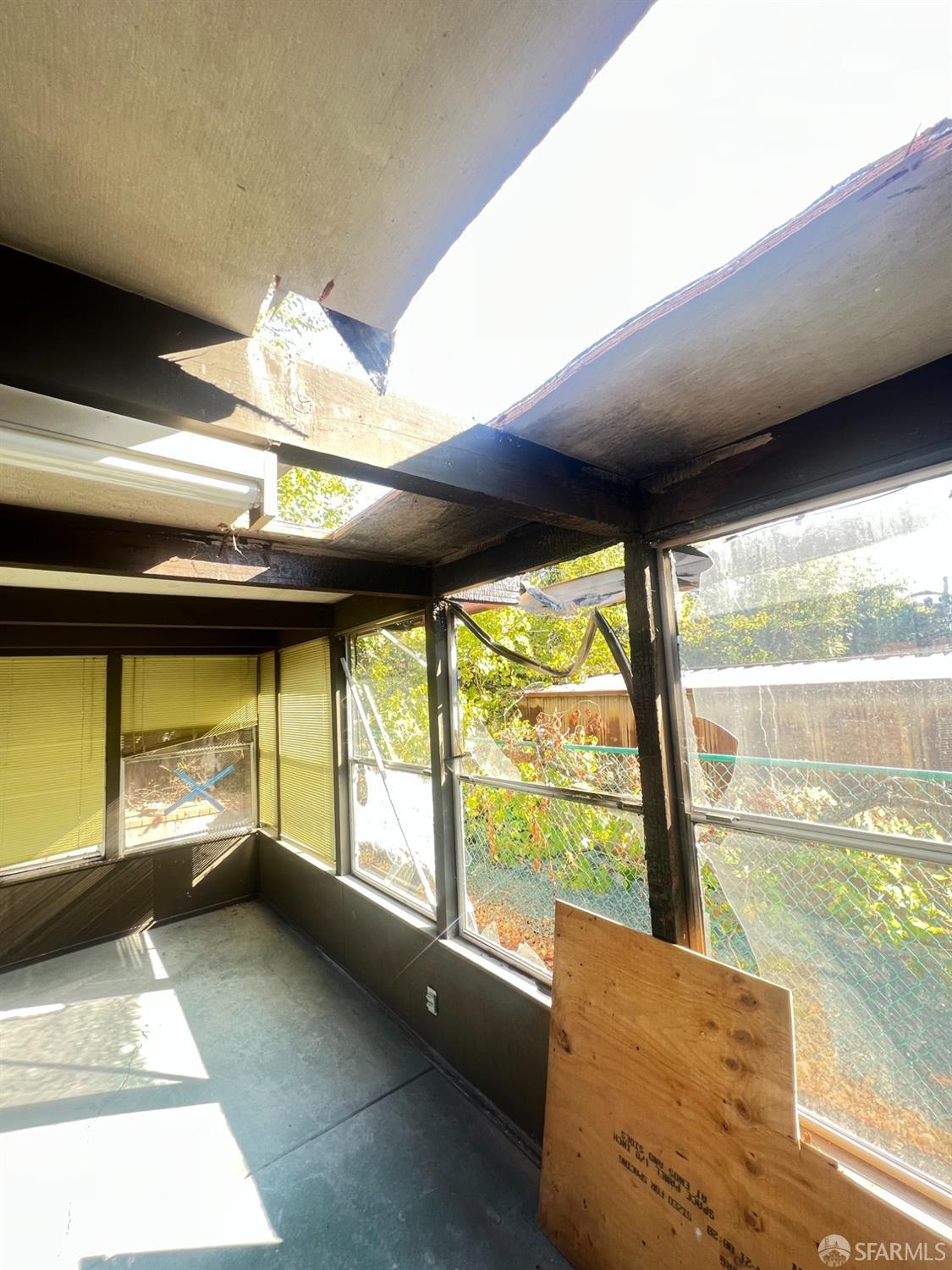 2901 Camby Road Antioch, CA 94509 - Photo 18 of 21 a view of a large window with an outdoor space