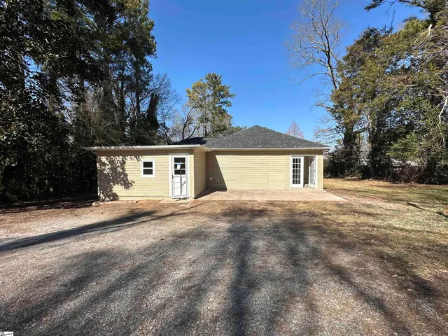 $295,000 | 122 Sunset Drive, Gaffney, SC 29340