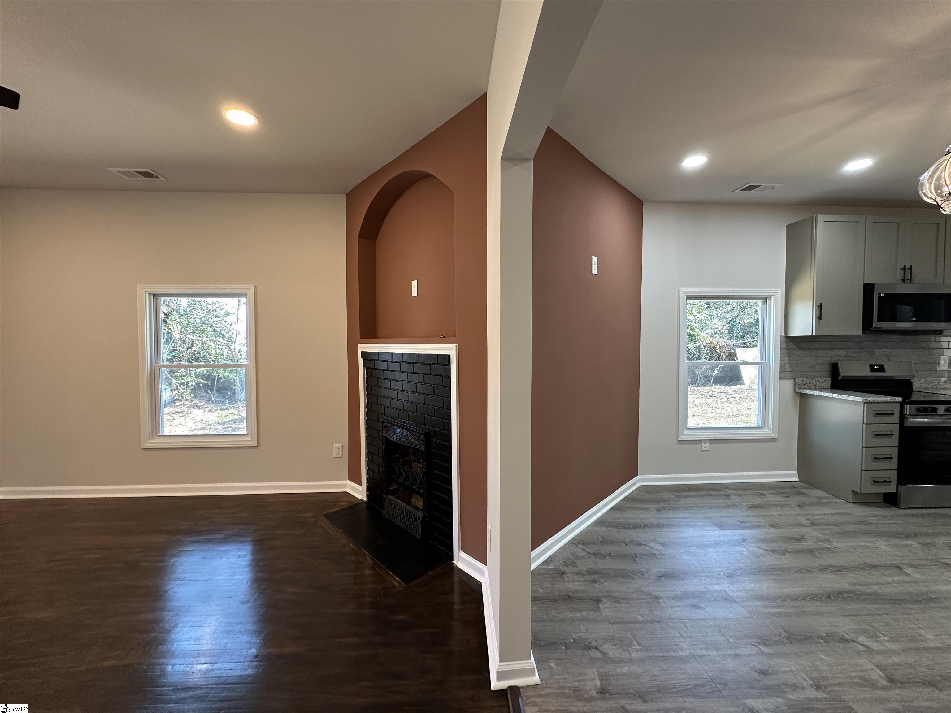 122 Sunset Drive Gaffney, SC 29340 - Photo 6 of 33