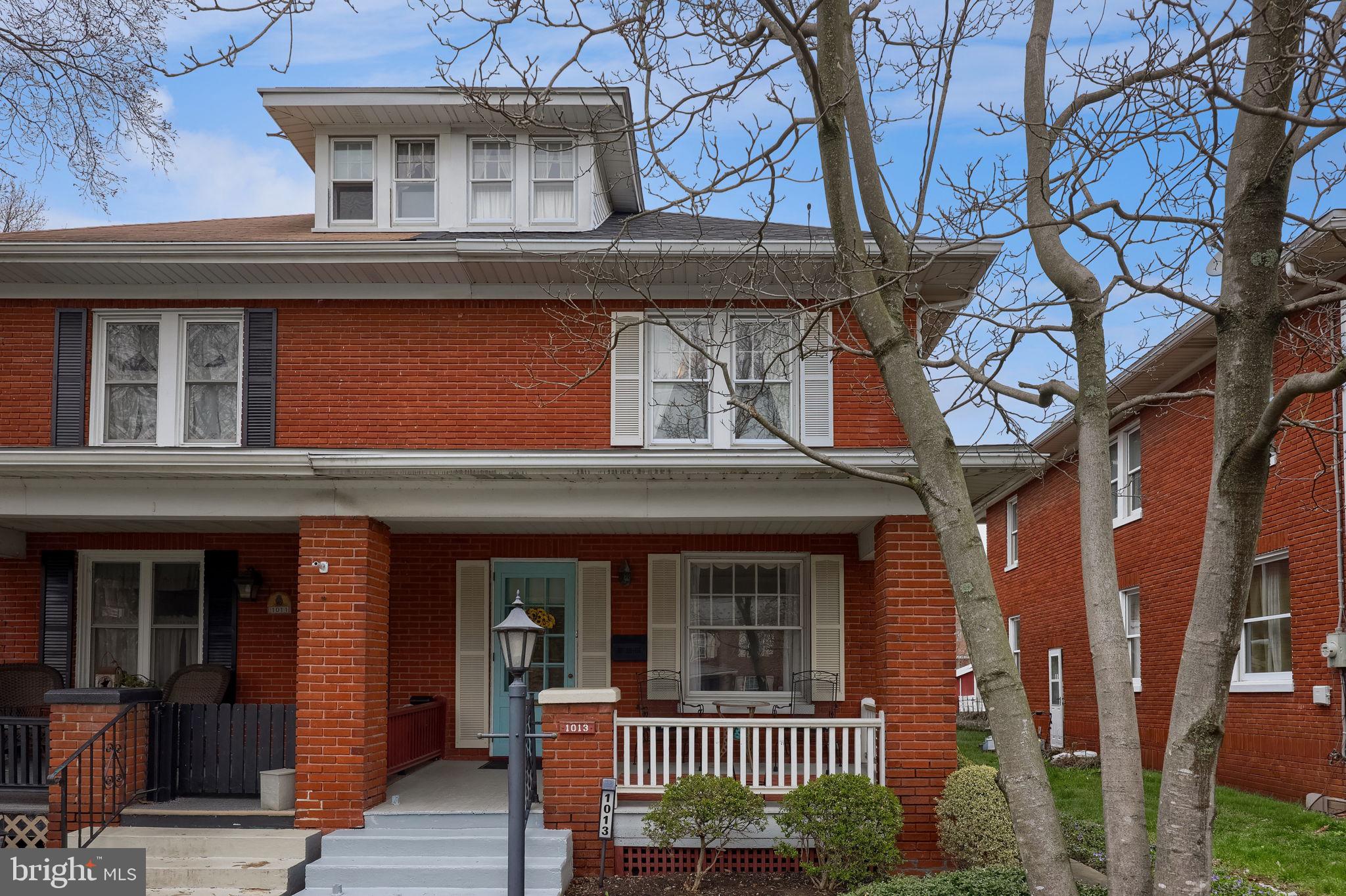 1013 Locust Street Columbia, PA 17512 - Photo 2 of 47 front view of a house