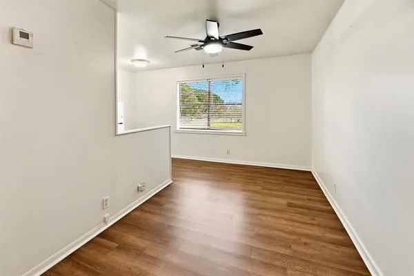 $1,450 | 15106 County Road 431, Unit B, Lindale, TX 75771