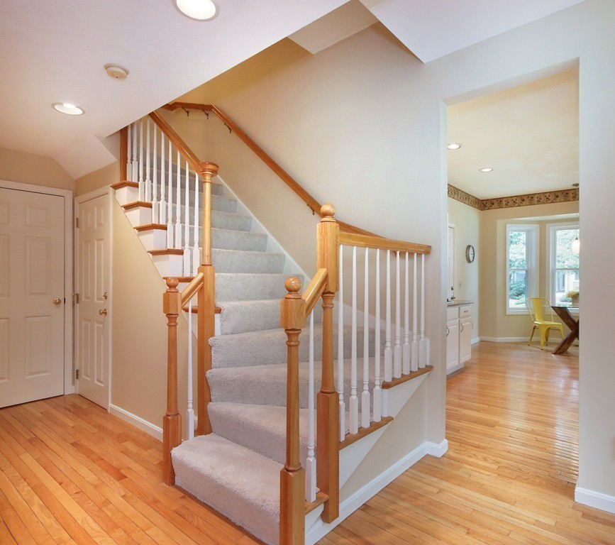 19 Maple Ridge Drive, Unit 19 Burlington, MA 01803 - Photo 14 of 27 Gallery Image 14