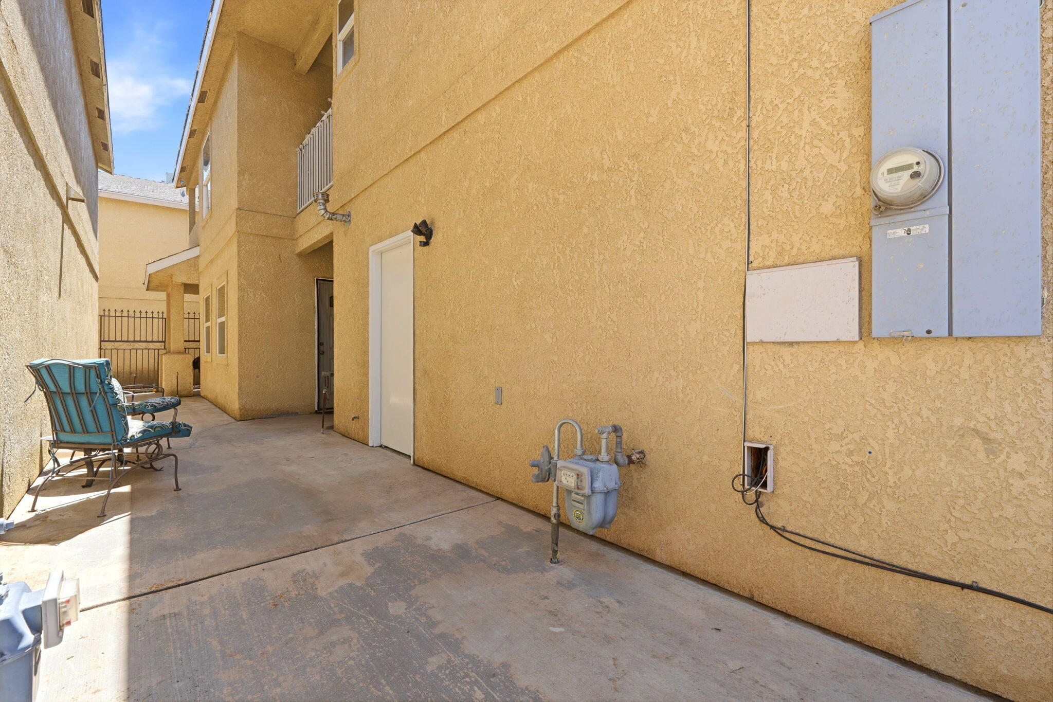 142 South Filbert Road Exeter, CA 93221 - Photo 4 of 41 4-142_S_Filbert_Rd_005