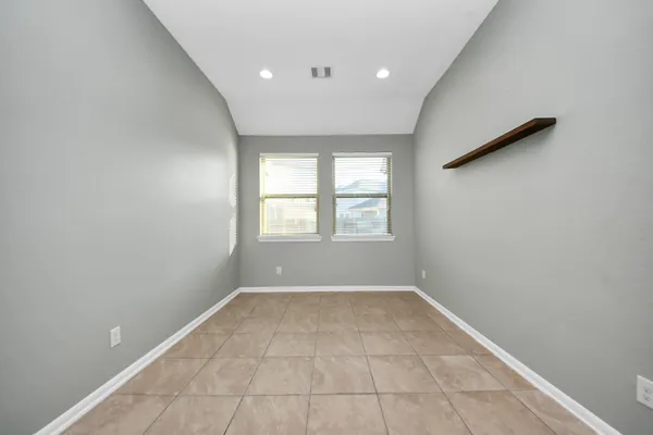 $2,150 | 2402 Village Lakes Drive, Katy, TX 77493